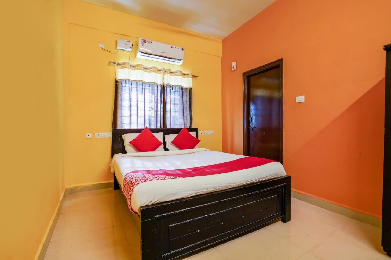 Hotel OYO 70286 Svr Grand Hyderabad Exterior foto